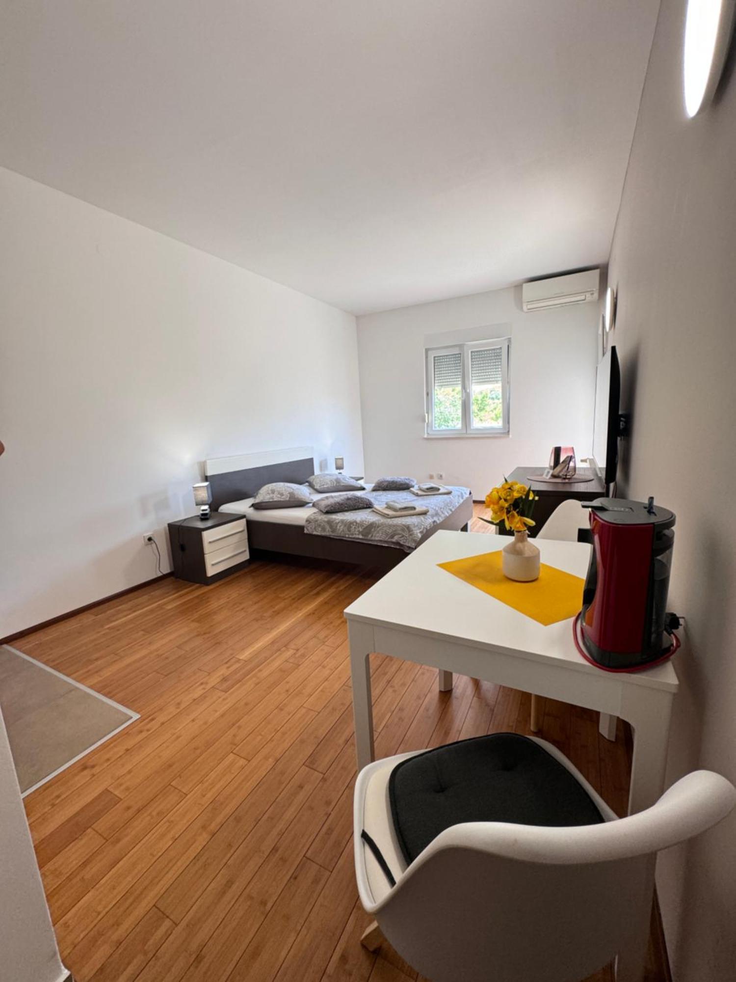Apartments San Monte Podstrana Zewnętrze zdjęcie