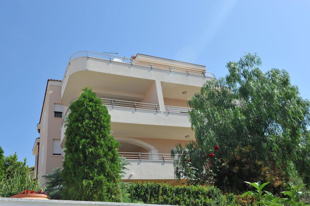 Apartments San Monte Podstrana Zewnętrze zdjęcie